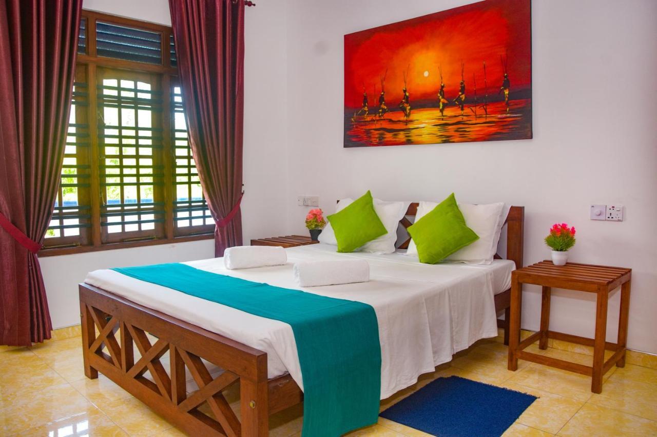 Di Sicuro Tourist Inn Hikkaduwa Luaran gambar